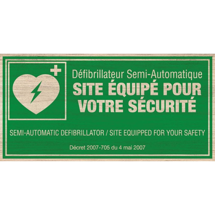 Présence d'un défibrilateur sur site